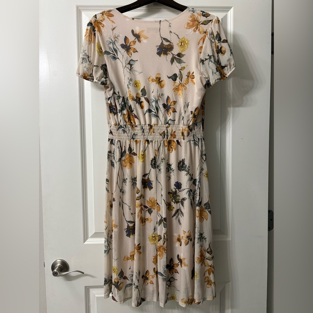 Kate and Lily Floral Midi Dress size Large - Picture 3 of 5